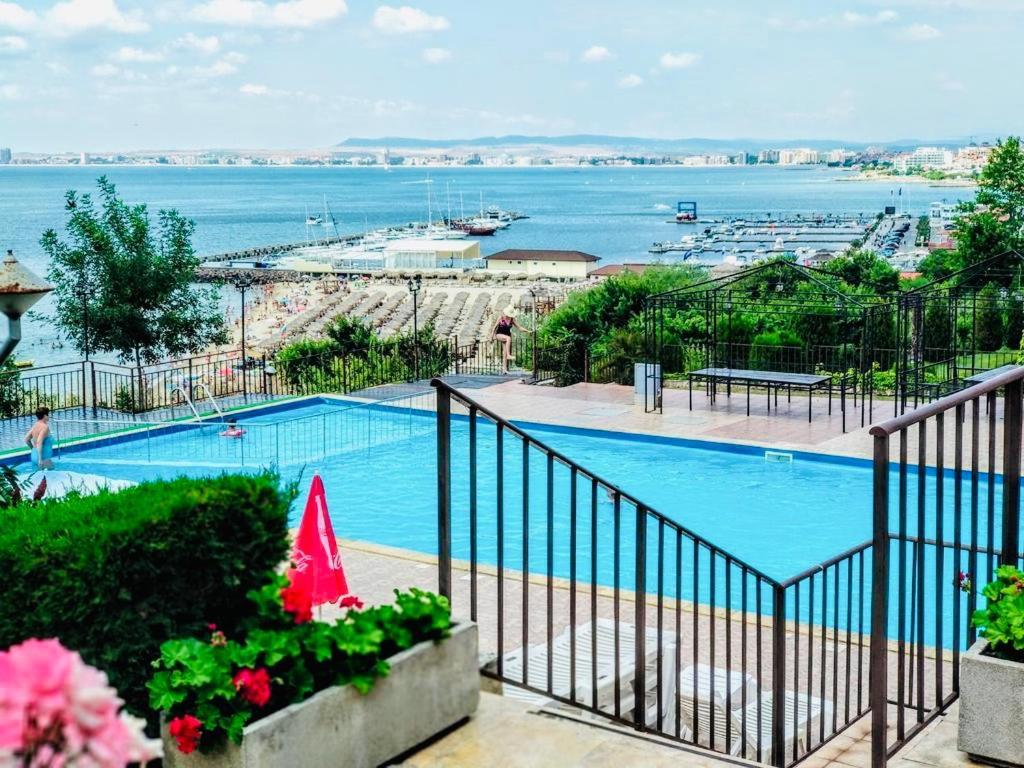 Dolce Vita Sea View Apartment 圣弗拉斯 外观 照片